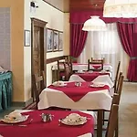 Jumeaux Hotel 3*