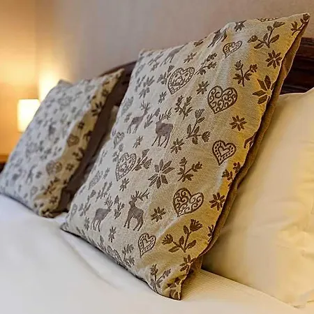 Jumeaux Hotel 3*