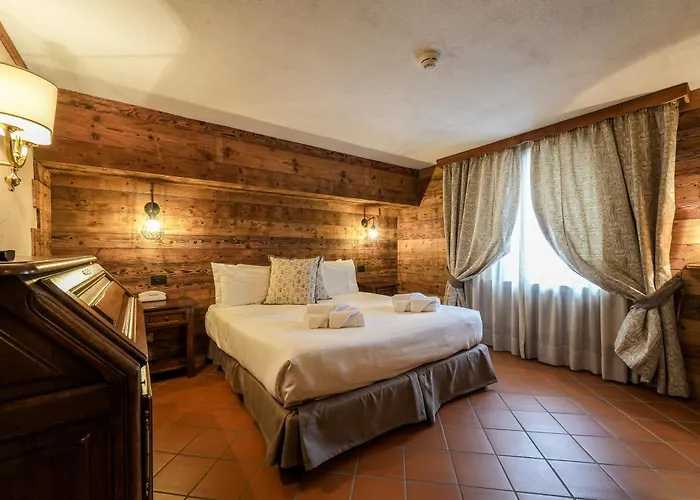 朱梅奥克斯酒店 酒店 3*