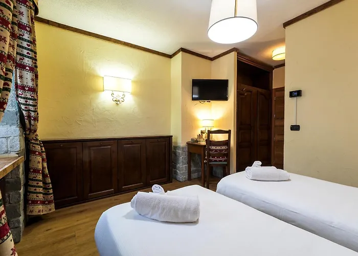 朱梅奥克斯酒店 酒店 布勒伊-切尔维尼亚