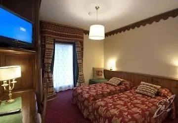 朱梅奥克斯酒店 3* 布勒伊-切尔维尼亚