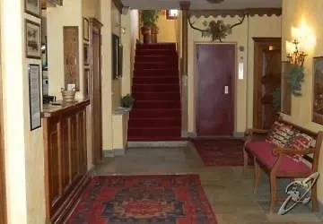 朱梅奥克斯酒店